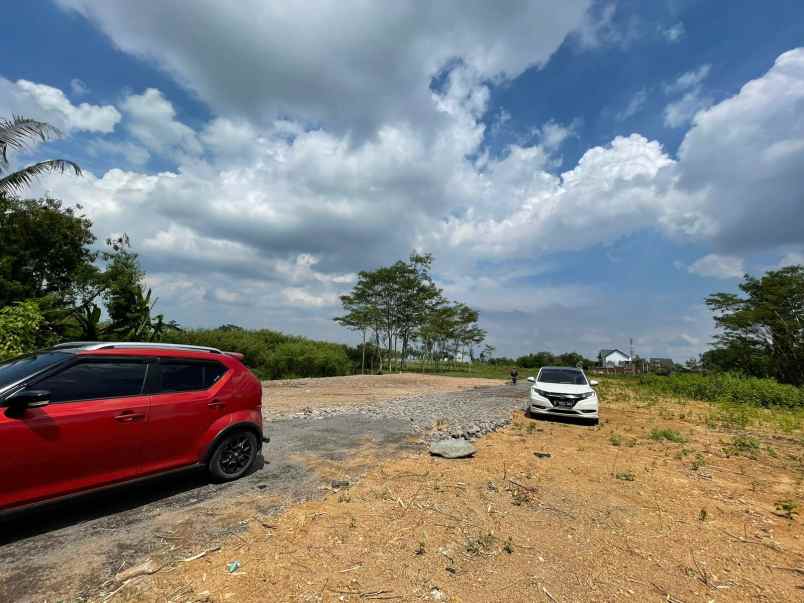 dekat pasar godean murah kawasan perumahan