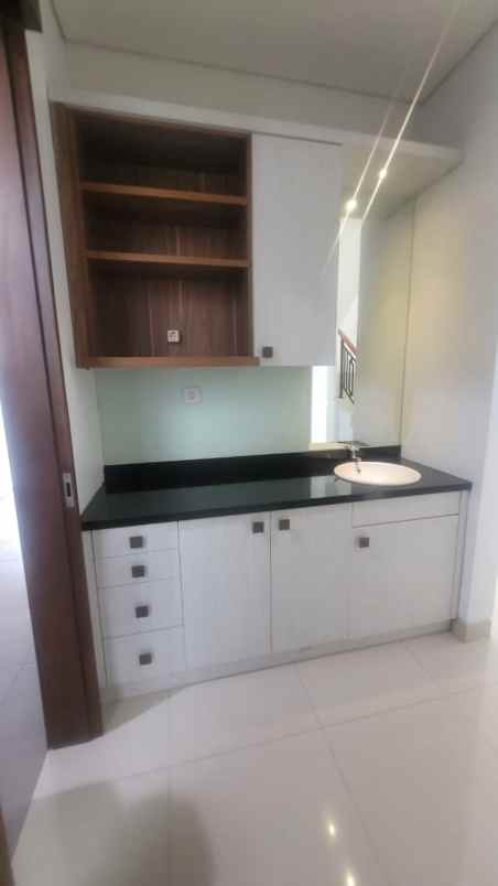 di jual rumah cluster luxmore greenwich bsd city