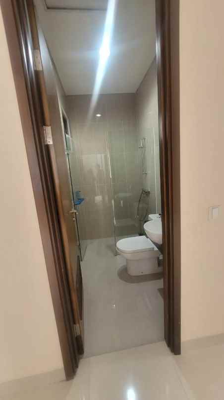 di jual rumah cluster luxmore greenwich bsd city