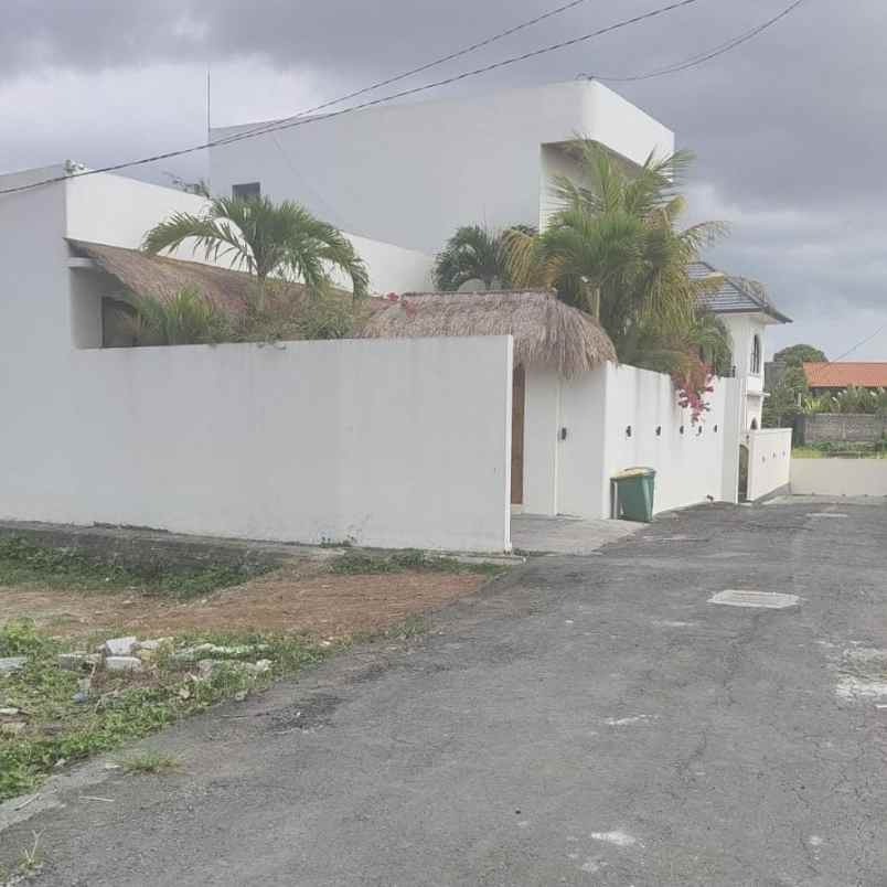 dijual 4 05 are jl kebon veteran buduk mengwi badung
