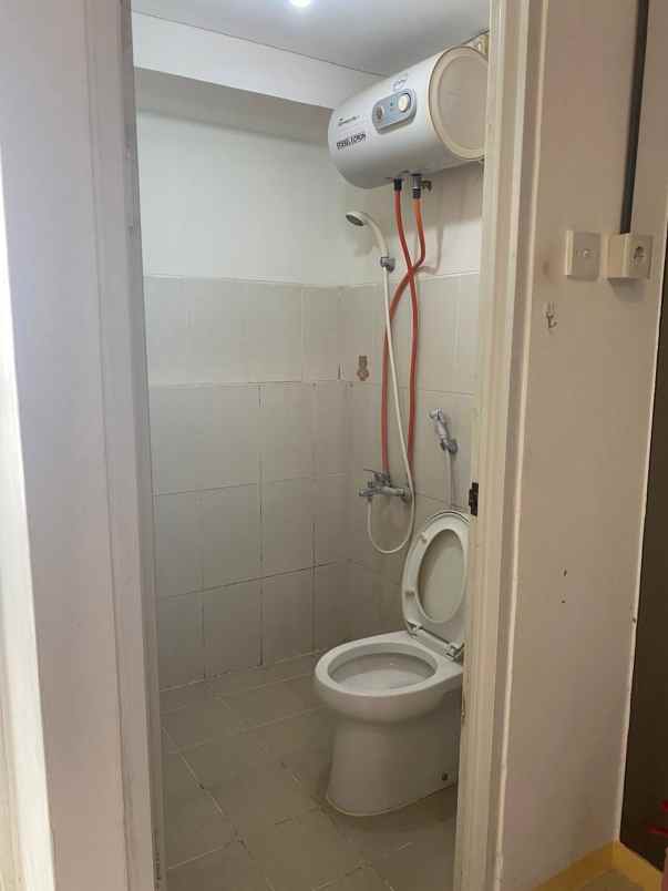 dijual apartemen educity yale