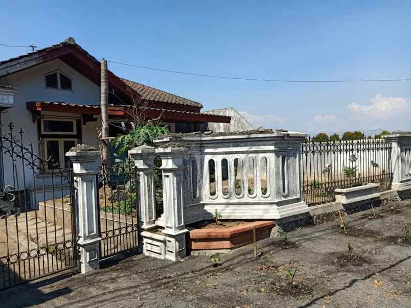 dijual cepat rumah dan tanah pekarangan