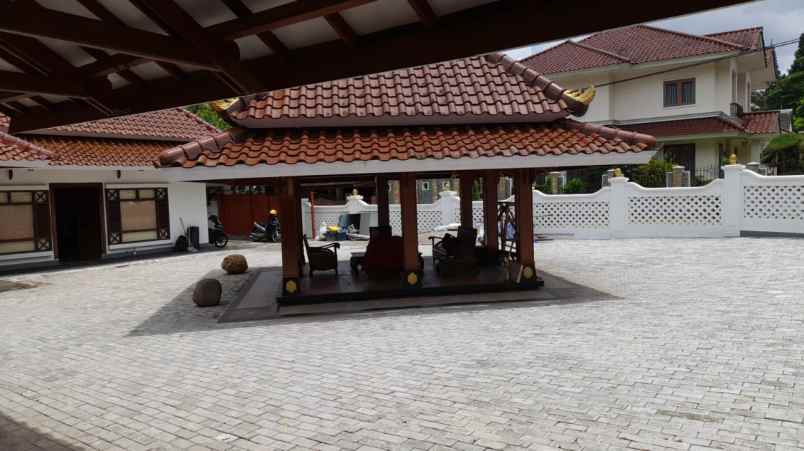 dijual cepat rumah unik dalam cluster di cinere depok