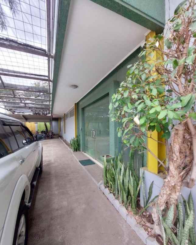 dijual kantor dan gudang