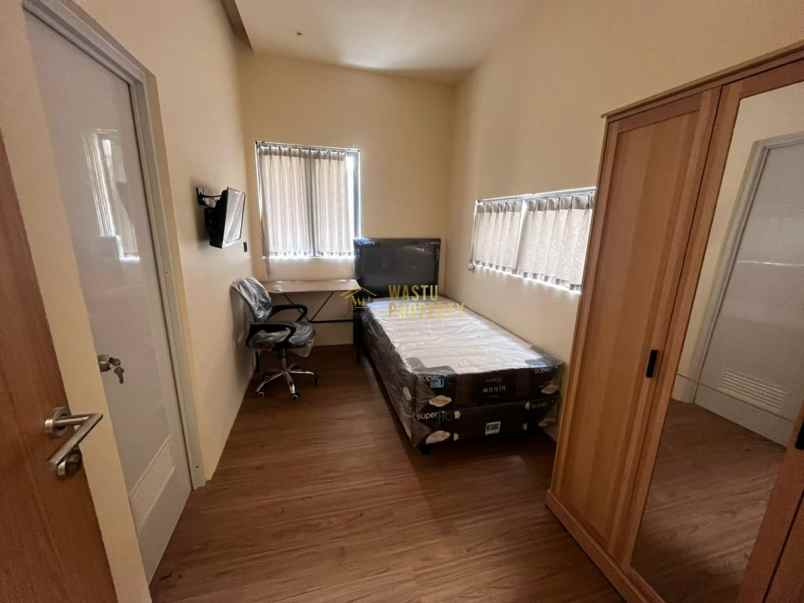 dijual kost caturtunggal depok sleman