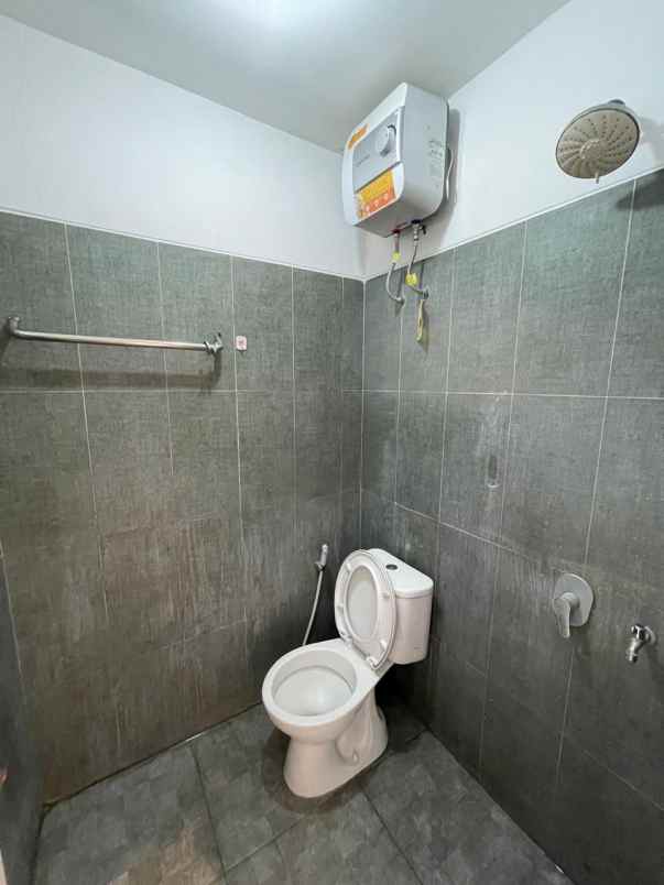 dijual kost condongcatur depok sleman