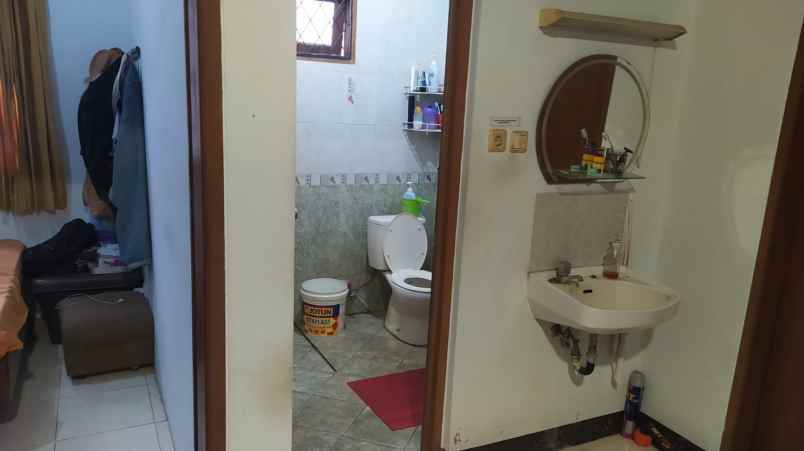 dijual murah rumah komplek di kopo