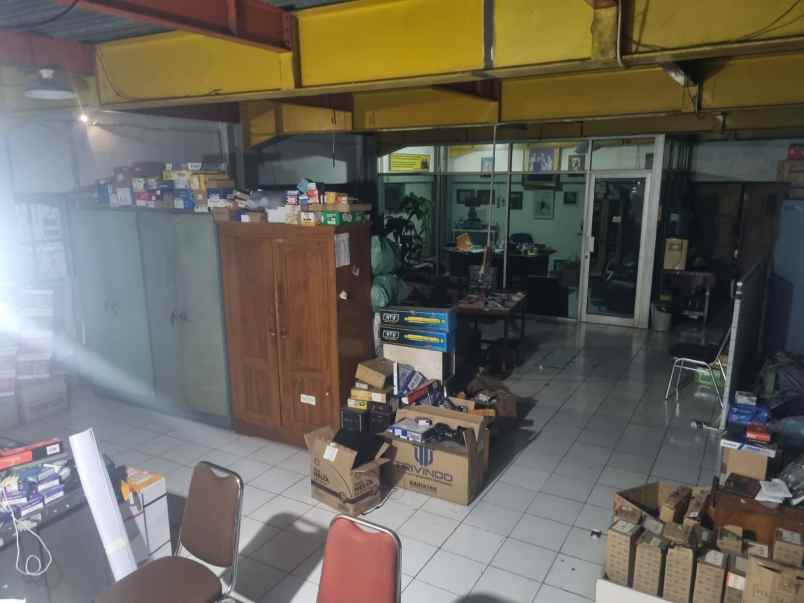 dijual ruang usaha strategis di tengah kota jogja
