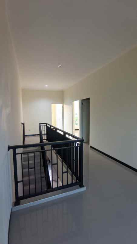 dijual ruko gudang kantor de java inside kuwukan