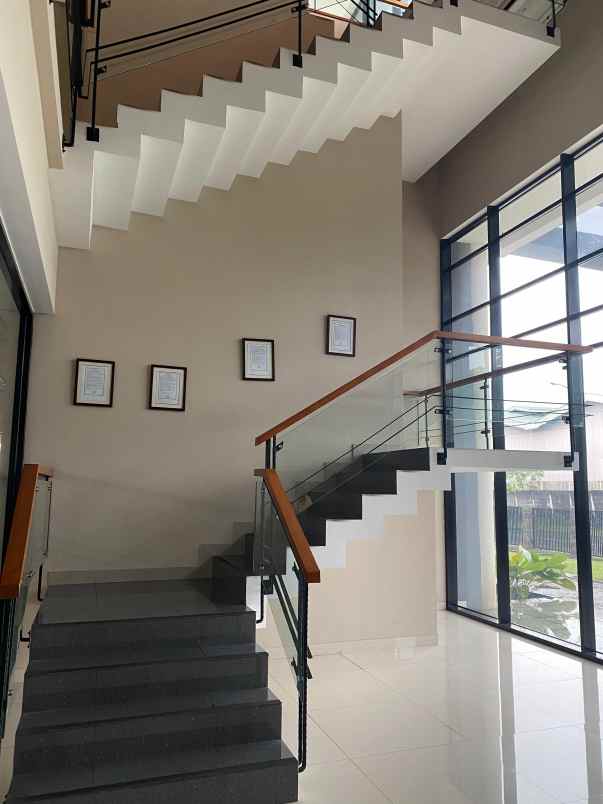 dijual ruko gudang kantor delta silicon lippo cikarang