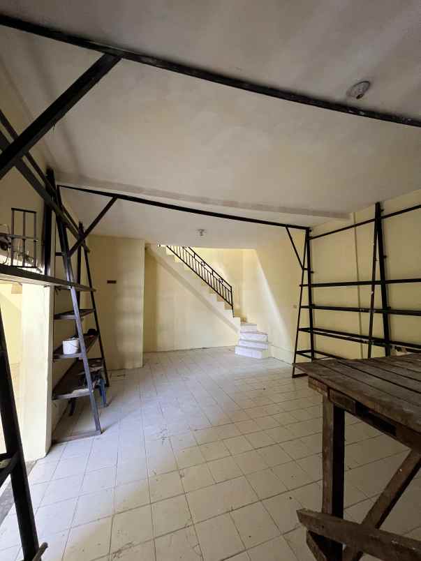 dijual ruko gudang kantor jalan budaya