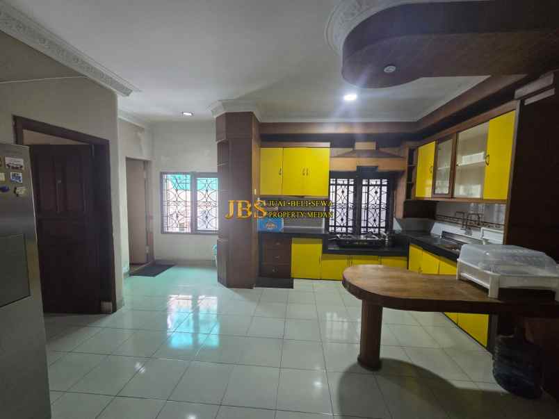 dijual ruko gudang kantor jalan m h thamrin simpang