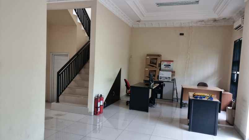 dijual ruko gudang kantor kebayoran lama sukabumi