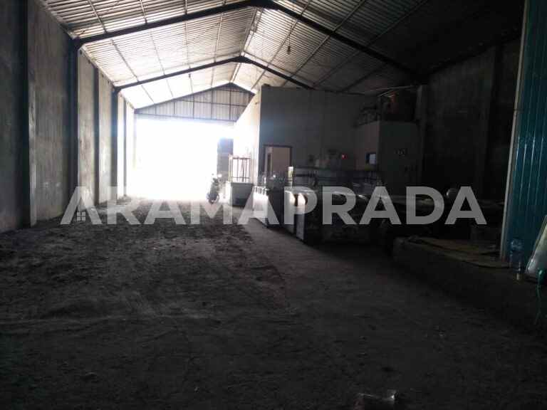 dijual ruko gudang kantor wiringin agung