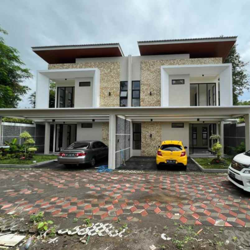 dijual rumah 1 km ke pasar gentan