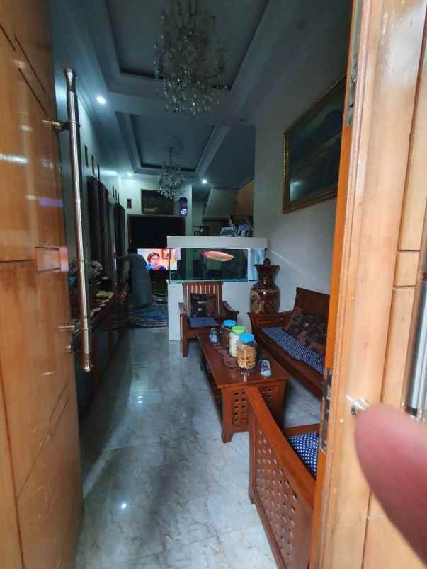 dijual rumah 2 lantai di babelan kab bekasi