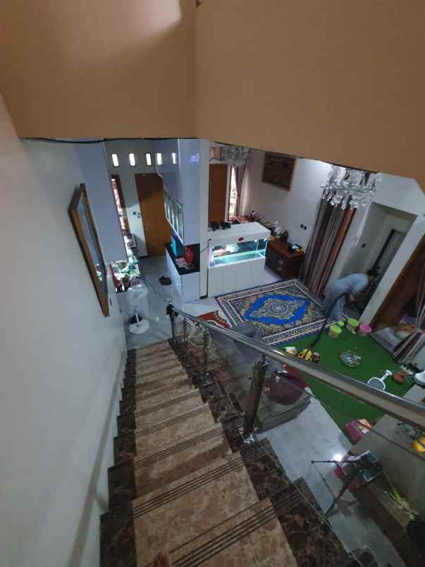 dijual rumah 2 lantai di babelan kab bekasi