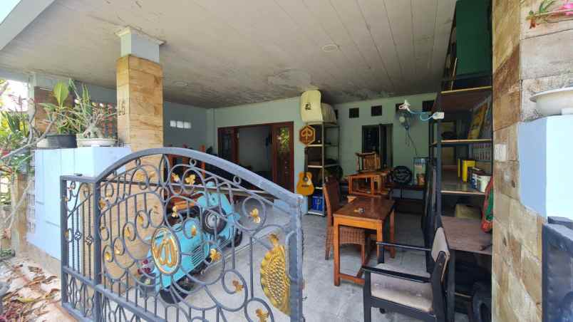 dijual rumah 2 lantai kayuringin