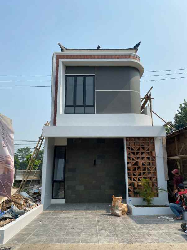 dijual rumah 2 lantai tapos depok 700 jutaan