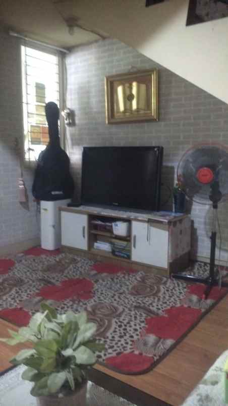 dijual rumah 78 jalan boulevard