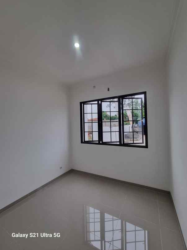 dijual rumah ad216