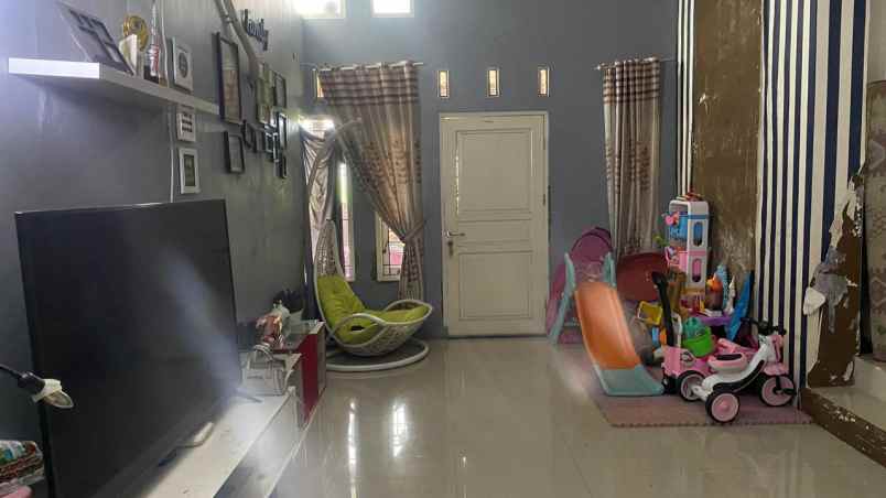 dijual rumah alun alun cimahi