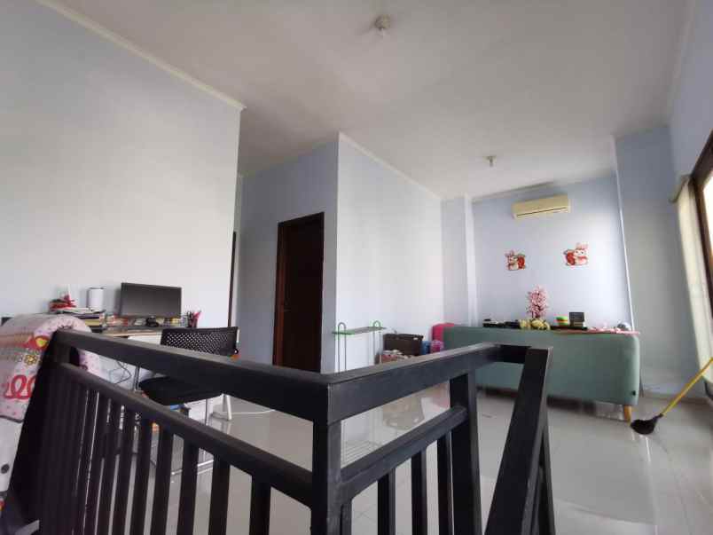 dijual rumah araya 2 galaxy bumi permai