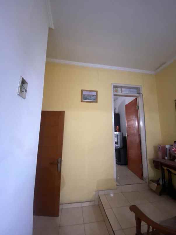 dijual rumah arcamanik