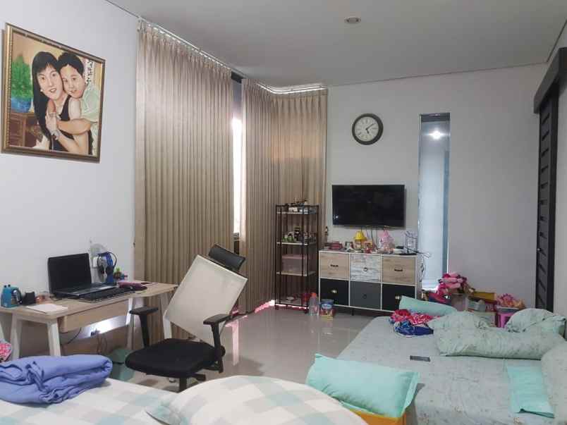 dijual rumah astoria park kenjeran indah