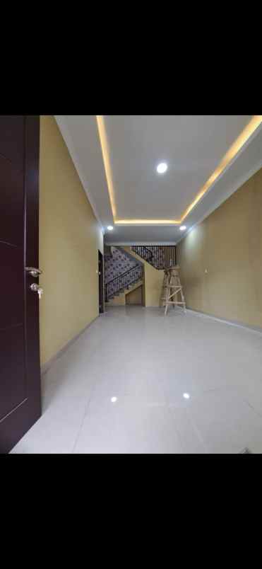 dijual rumah baru poris indah