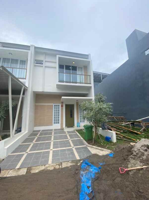 dijual rumah baru royal spring cluster sakura