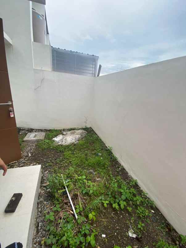 dijual rumah baru royal spring cluster sakura