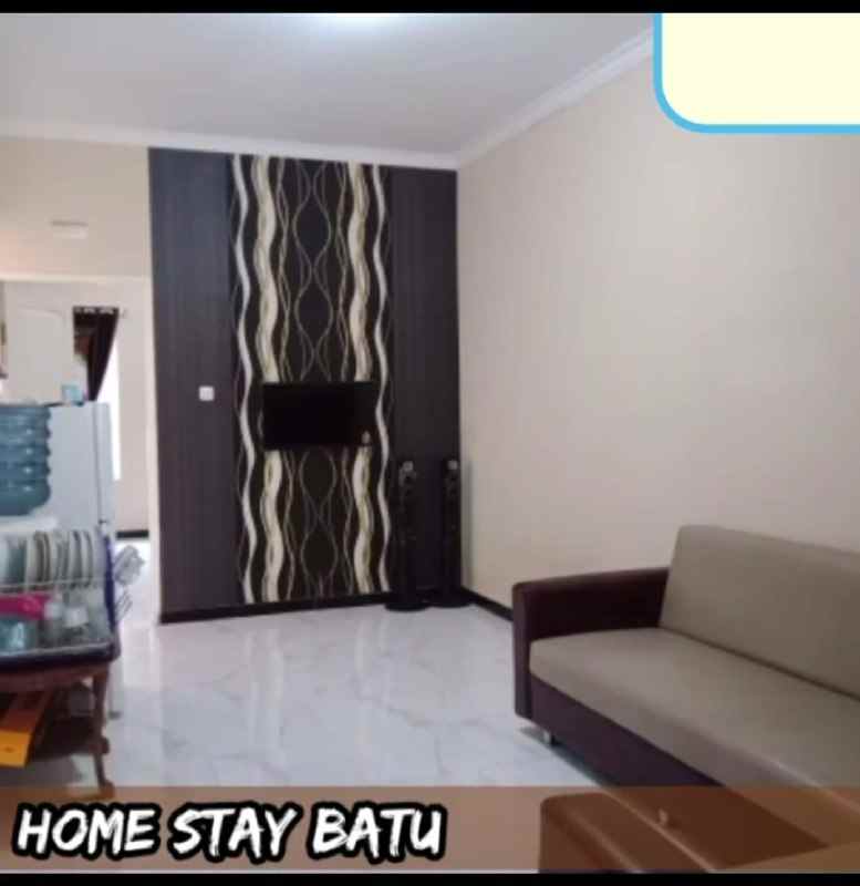 dijual rumah batu