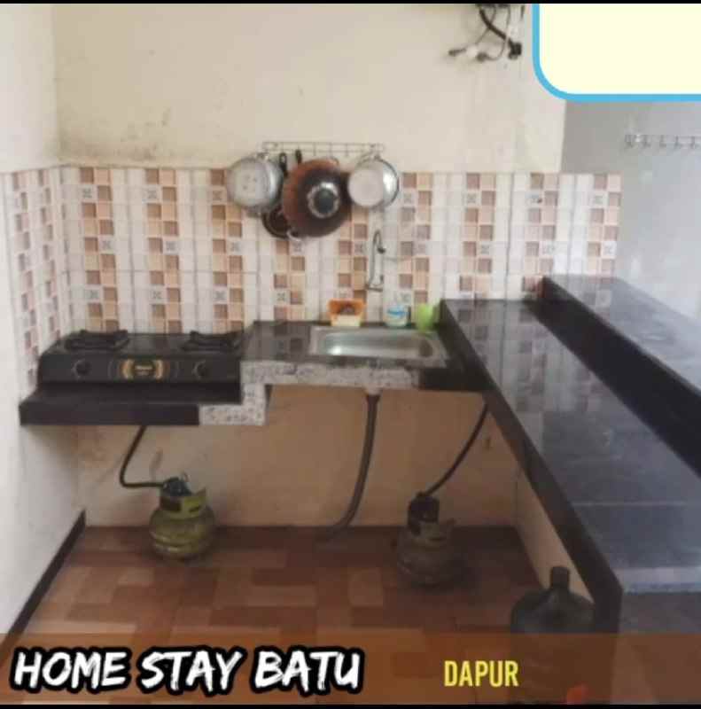 dijual rumah batu