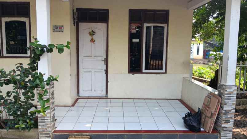 dijual rumah bernuansa asri siap huni