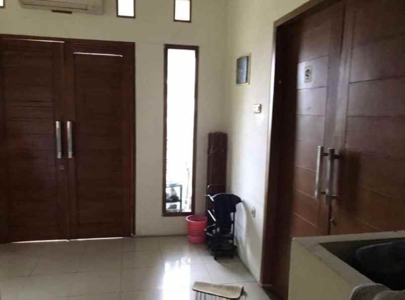 dijual rumah bintaro