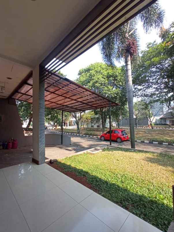 dijual rumah bintaro