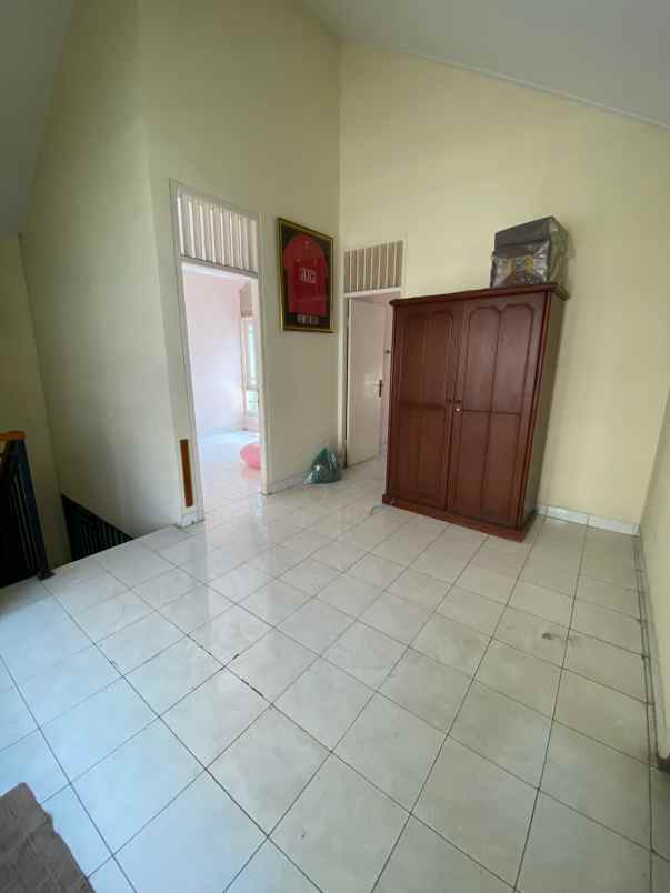 dijual rumah bintaro sektor 3
