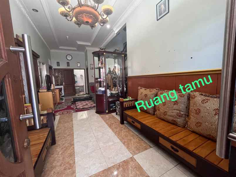 dijual rumah blimbing