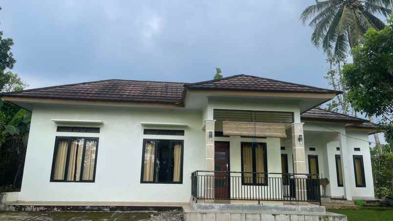 dijual rumah bojong