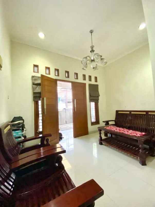 dijual rumah buaran klender