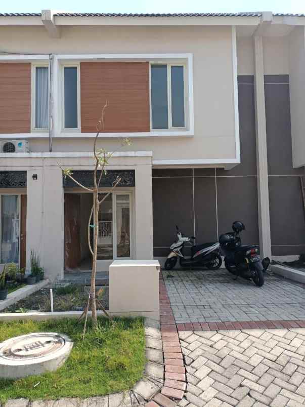 dijual rumah buduran