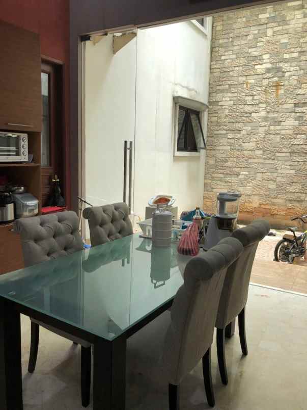 dijual rumah bukit gading mediterania