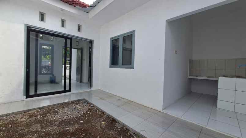 dijual rumah bulusan