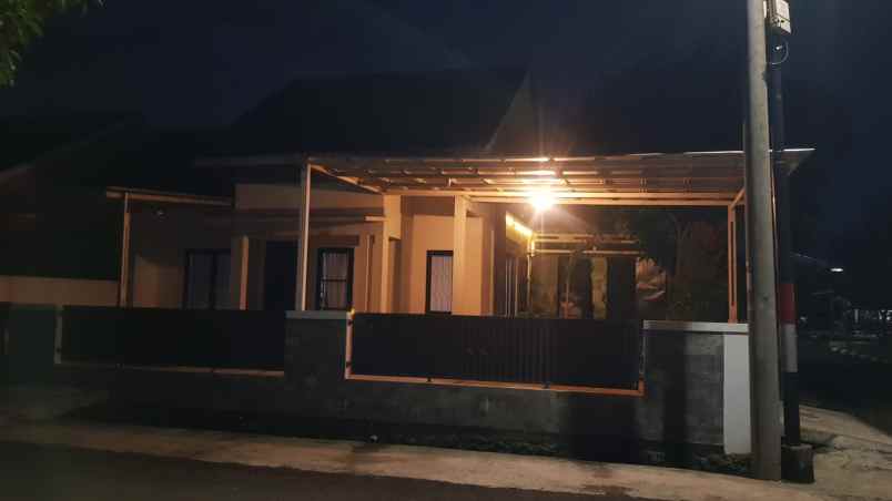 dijual rumah cantik di cimuning bekasi timur