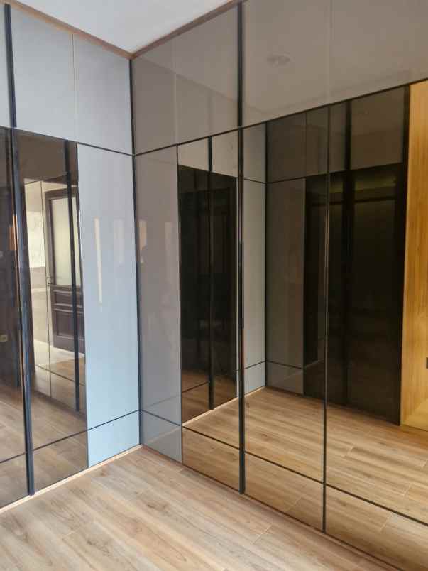 dijual rumah cantik kelapa gading