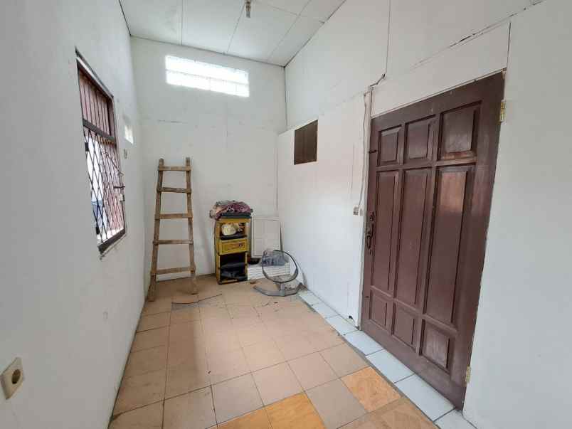 dijual rumah ceger