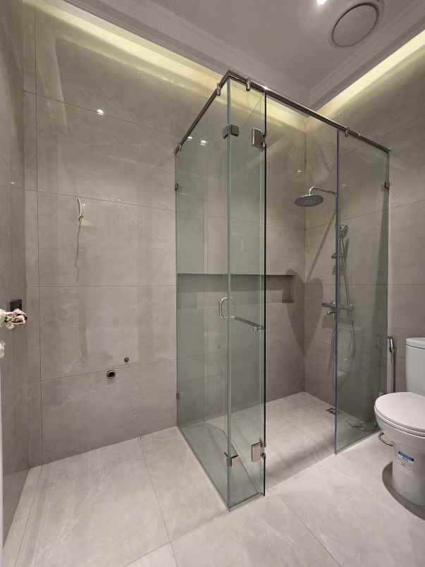 dijual rumah cempaka putih tengah