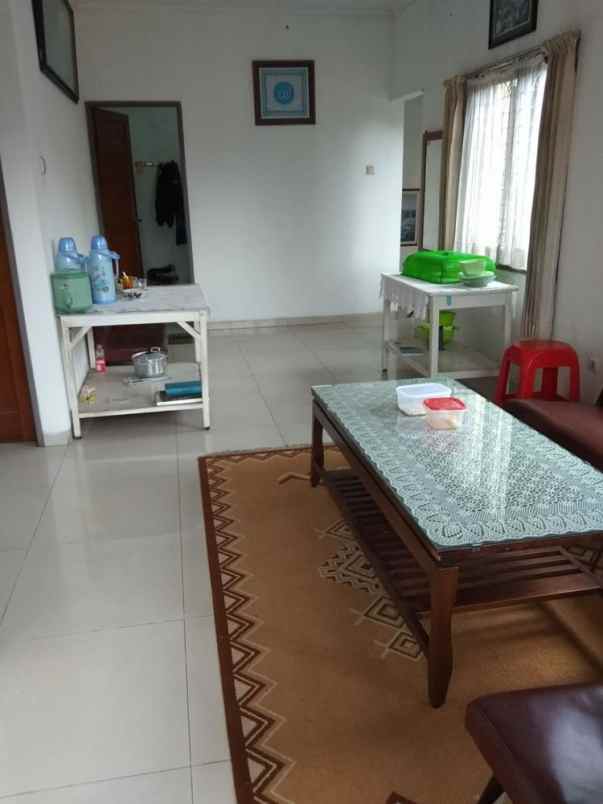 dijual rumah cigadung