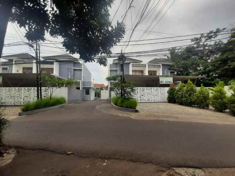 dijual rumah ciganjur